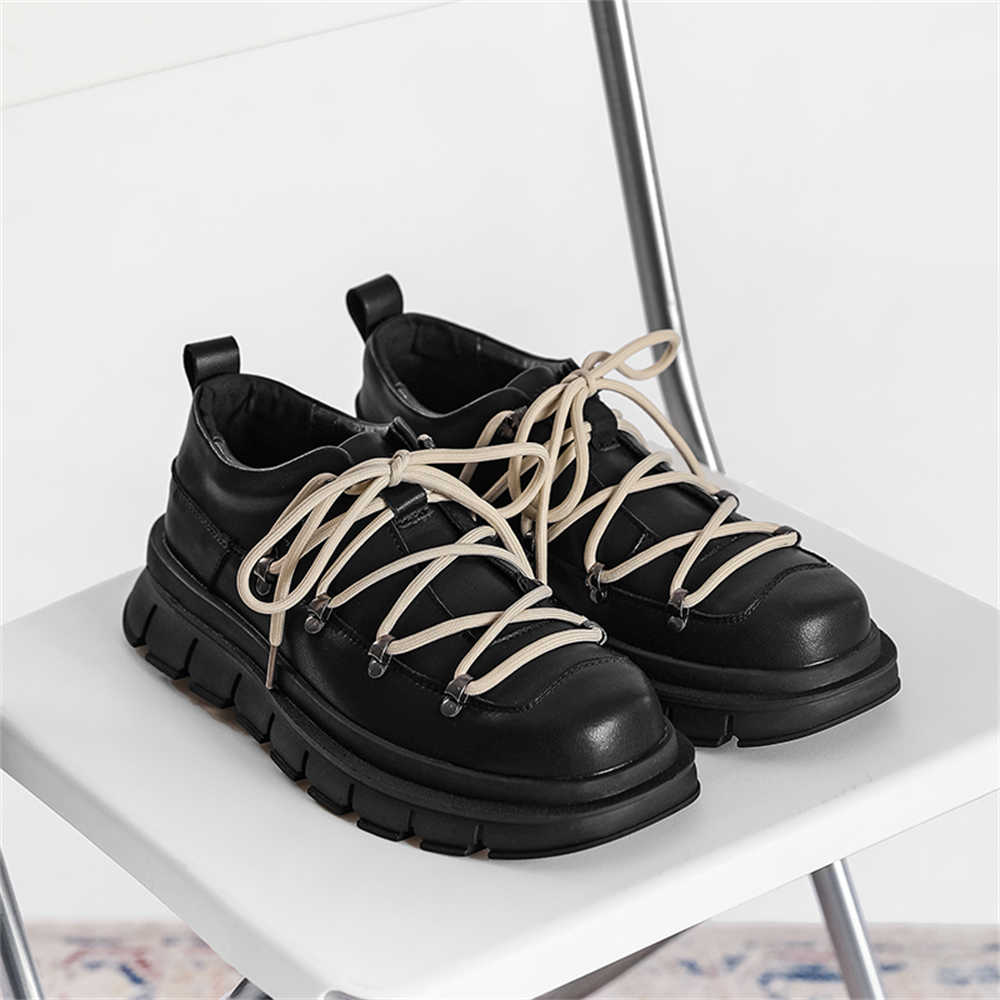 Men Shoes Name - Geschnürte Sportstiefel mit dickem Absatz für