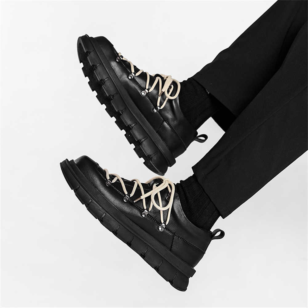 Geschnürte Sportstiefel mit di – Men Shoes Name Bewertung und Preis
