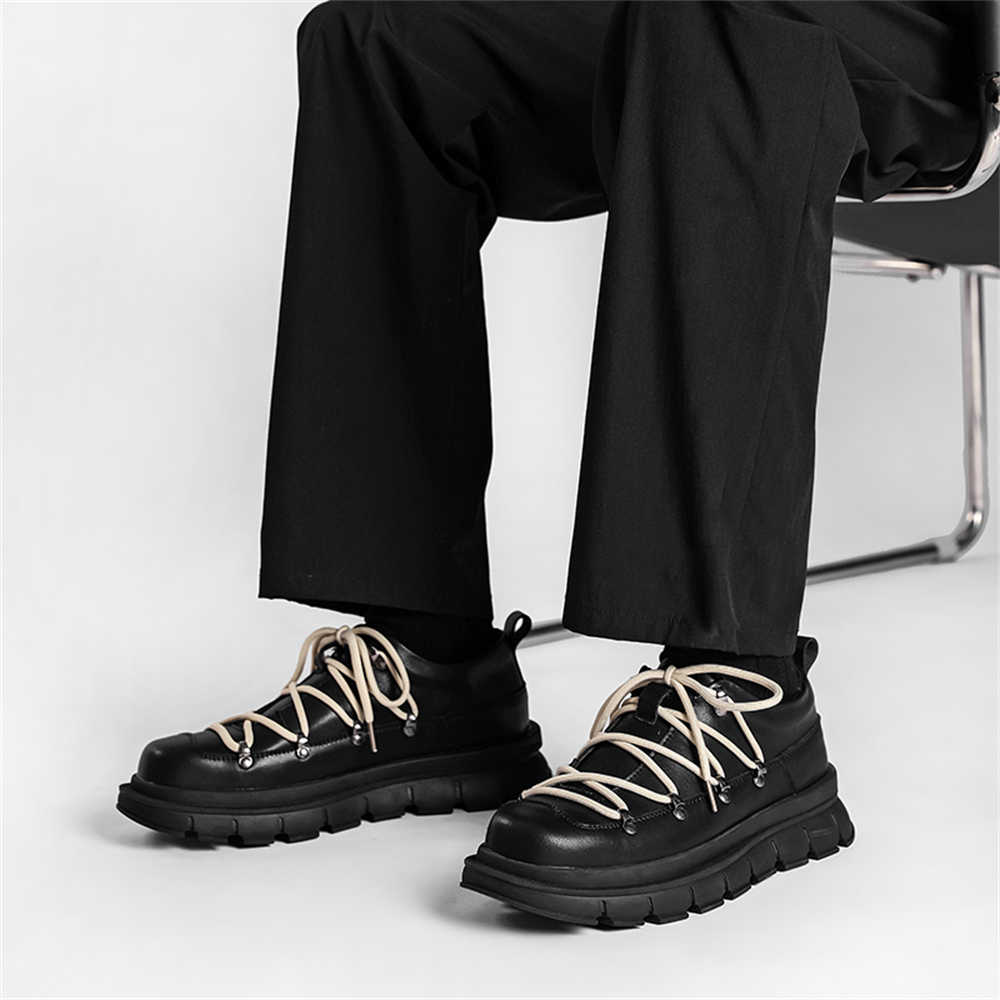 Geschnürte Sportstiefel mit di – Men Shoes Name Bewertung und Preis